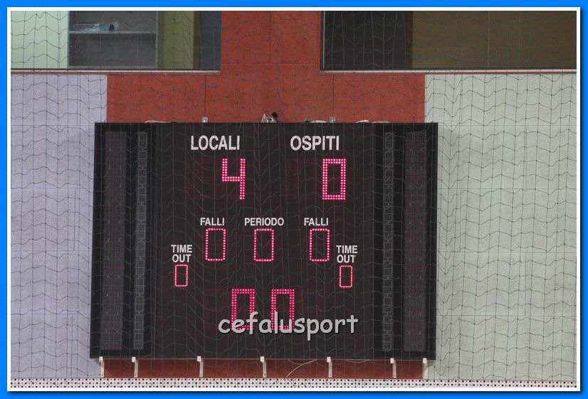 121110 sport2 402_tn.jpg